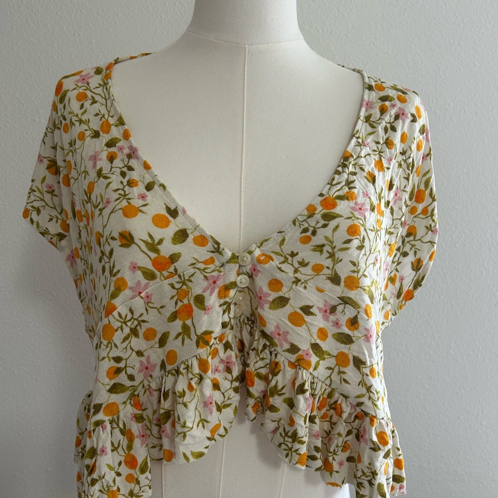 Floral Button-Down Ruffle Crop Top